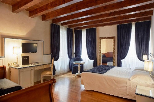 Albergo Mazzanti image 32