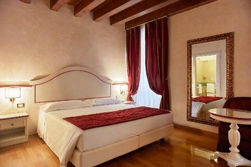 Albergo Mazzanti image 44